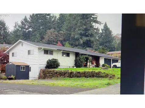 9443 Se Hillcrest Road Happy Valley OR 97086