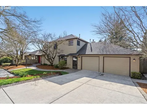 5008 Ne 18th Avenue Vancouver WA 98663