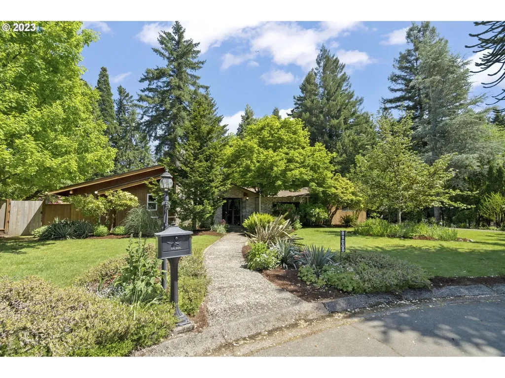 14661 Se Charjan Street Clackamas OR 97015