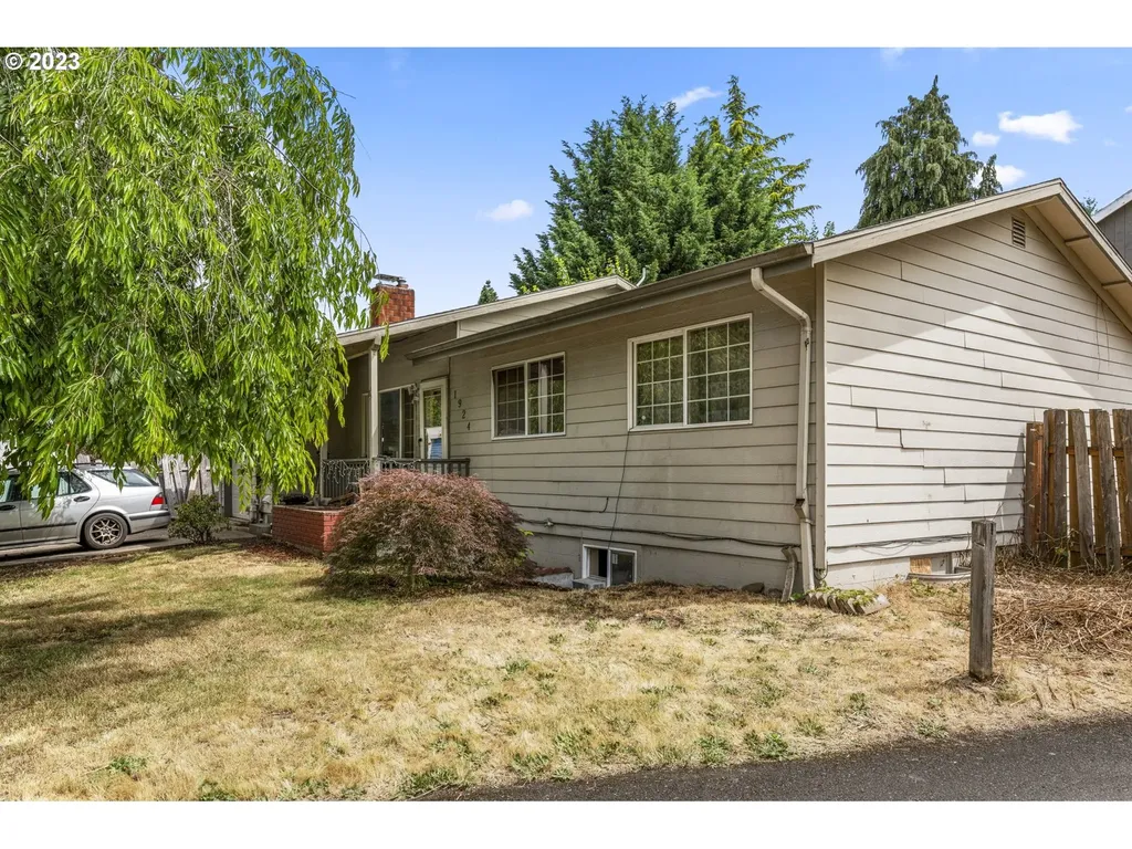 1924 Se 181st Avenue Portland OR 97233