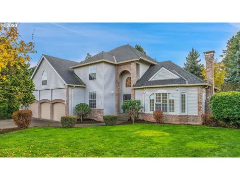 19880 Bellevue Way West Linn OR 97068