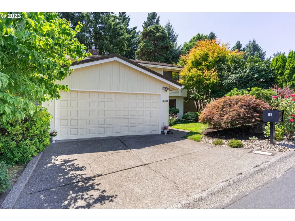16 Britten Court Lake Oswego OR 97035