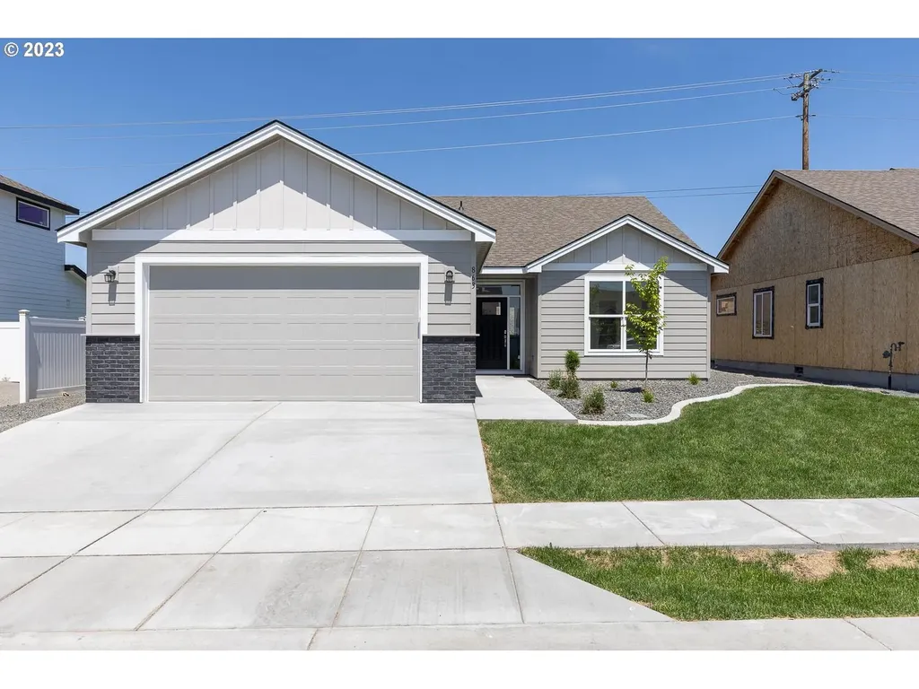 863 E Autumn Avenue Hermiston OR 97838