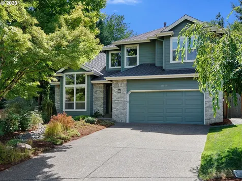 10854 SW Falcon Court Beaverton OR 97007