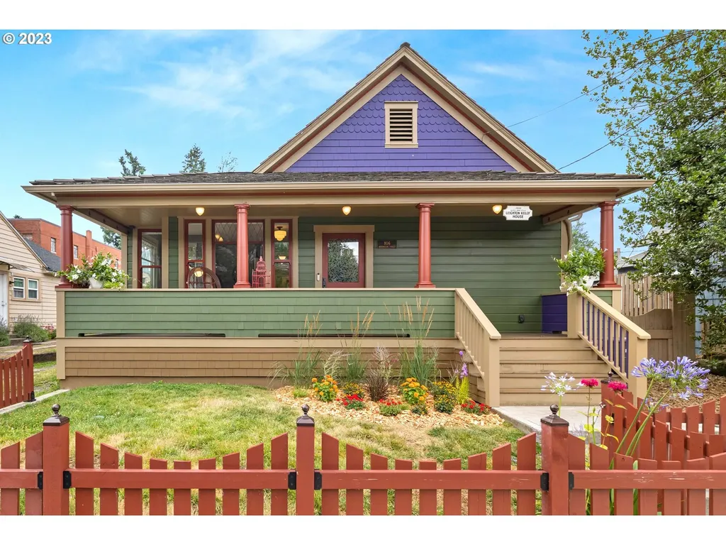 806 Washington Street Oregon City OR 97045
