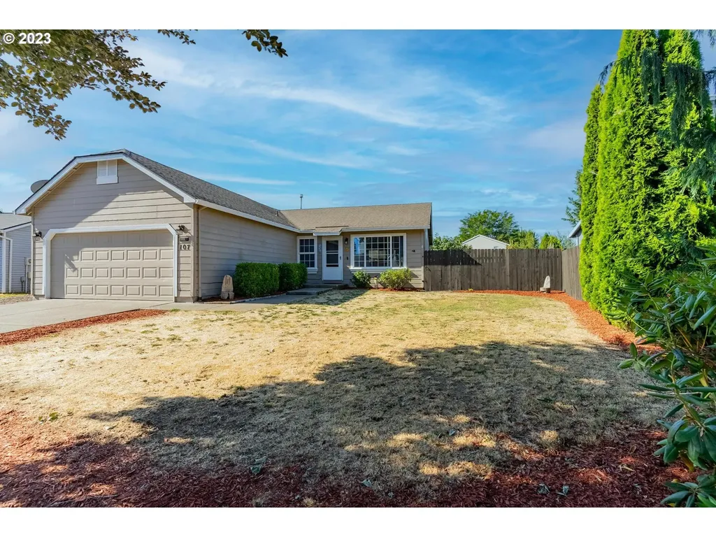 107 S Linden Street Cornelius OR 97113