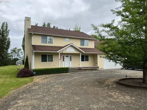 42 N Welcome Slough Road Cathlamet WA 98612