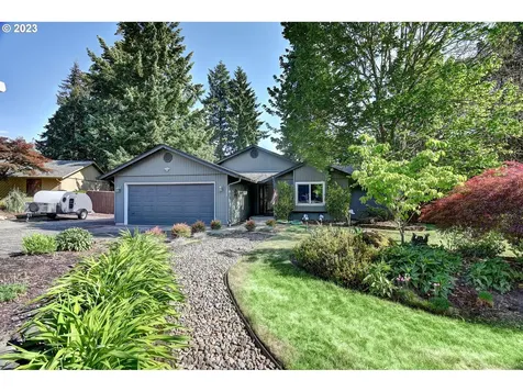 13813 Se Angus Street Vancouver WA 98683