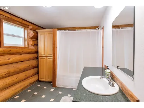 17702 S Unity Lane Oregon City OR 97045