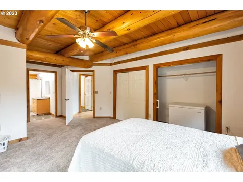 17702 S Unity Lane Oregon City OR 97045
