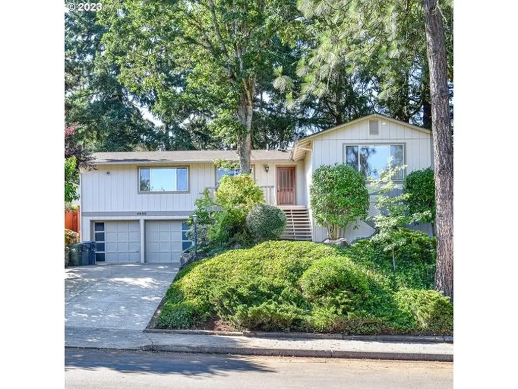 4680 Larkwood Street Eugene OR 97405