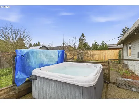 3823 NE Lincoln Street Hillsboro OR 97124