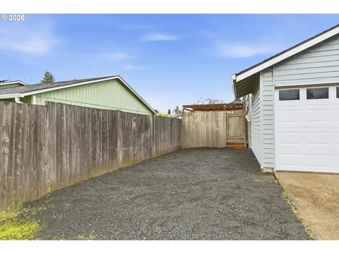 3823 NE Lincoln Street Hillsboro OR 97124