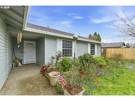 3823 NE Lincoln Street Hillsboro OR 97124