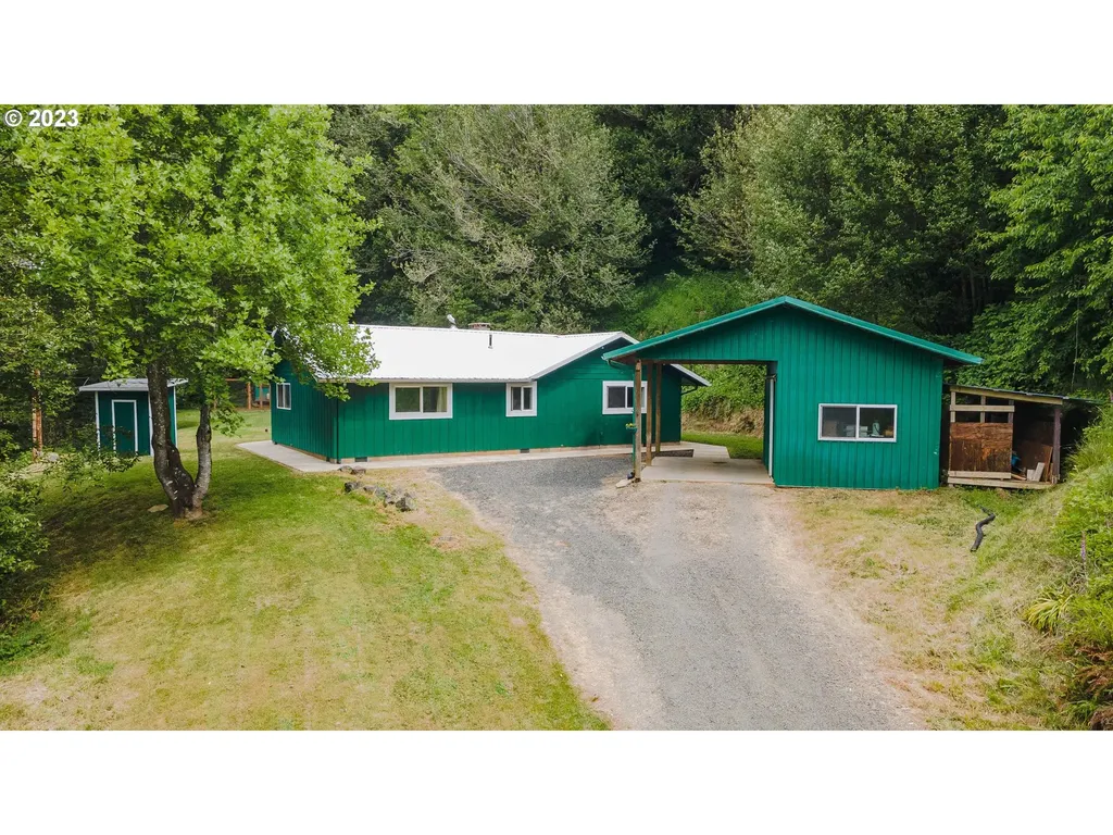 96937 Morgan Creek Lane Coos Bay OR 97420