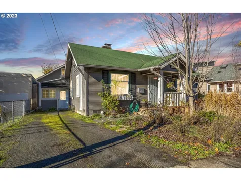 1064 Fillmore Street Eugene OR 97402
