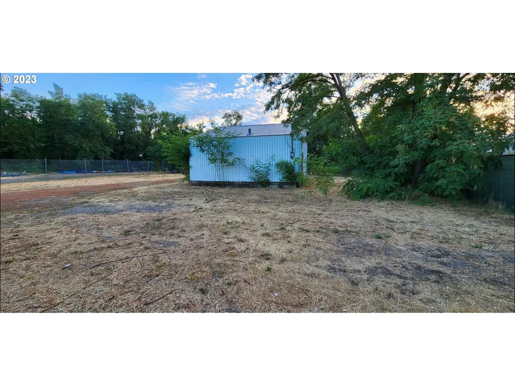 5025 Se 122nd Avenue Portland OR 97236