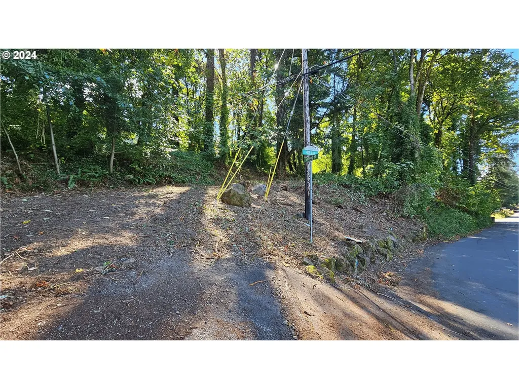 306 4th Avenue Oregon City OR 97045