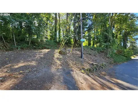 306 4th Avenue Oregon City OR 97045