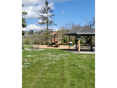 306 4th Avenue Oregon City OR 97045