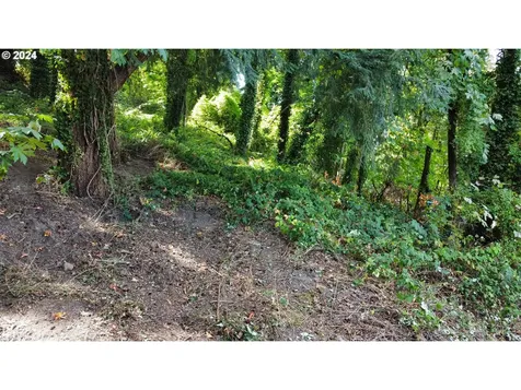 306 4th Avenue Oregon City OR 97045