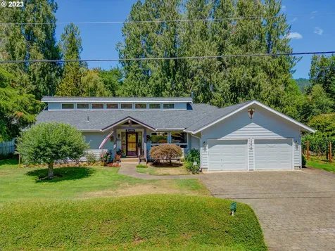 41673 Madrone Street Springfield OR 97478