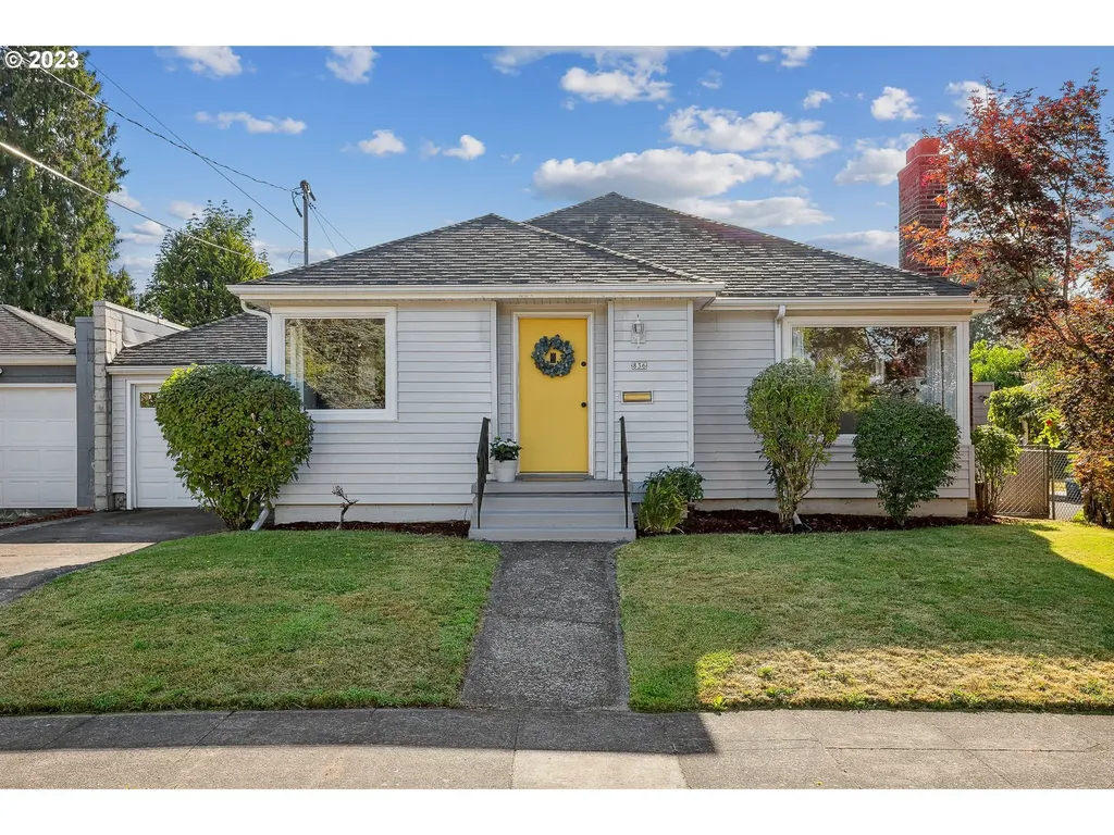 836 Ne 71st Avenue Portland OR 97213