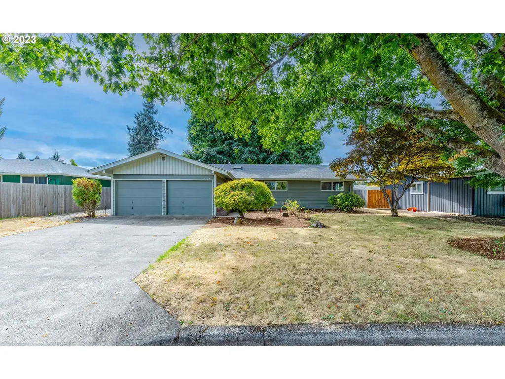 1328 Roundup Drive Eugene OR 97401