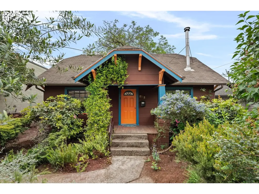 2312 Se Harney Street Portland OR 97202