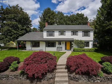 5049 Sw Bancroft Street Portland OR 97221