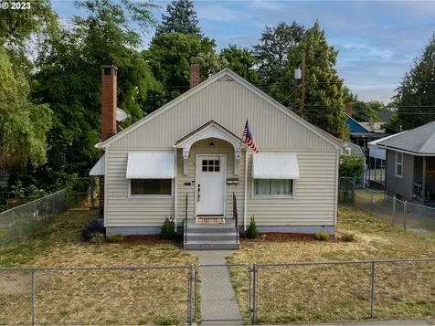 415 W 11th Street The Dalles OR 97058