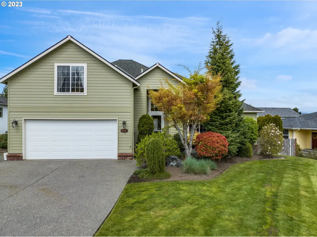 1718 Bakerview Court Anacortes WA 98221