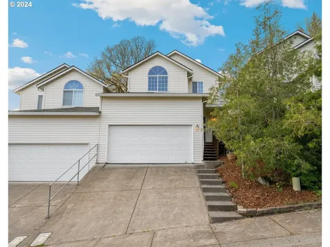 341 Ne Wedgewood Court Camas WA 98607