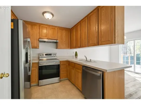 341 Ne Wedgewood Court Camas WA 98607