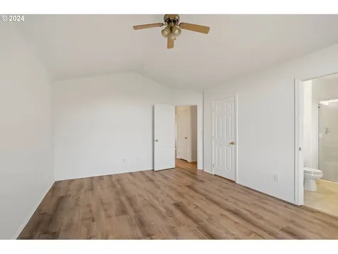 341 Ne Wedgewood Court Camas WA 98607