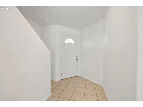 341 Ne Wedgewood Court Camas WA 98607