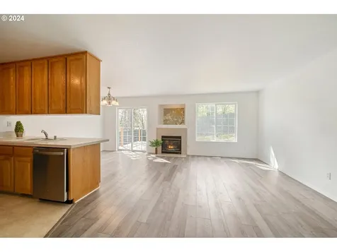 341 Ne Wedgewood Court Camas WA 98607