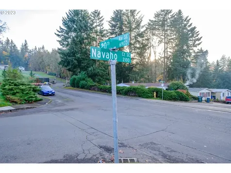 7102 SE Cains Place Salem OR 97306