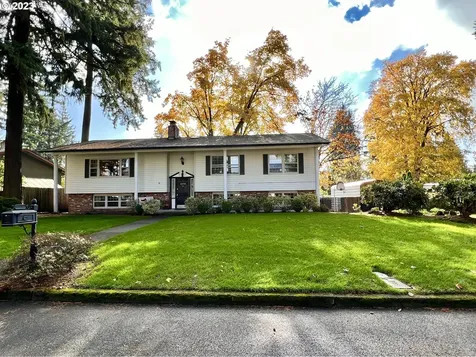 11915 Se 13th Street Vancouver WA 98683