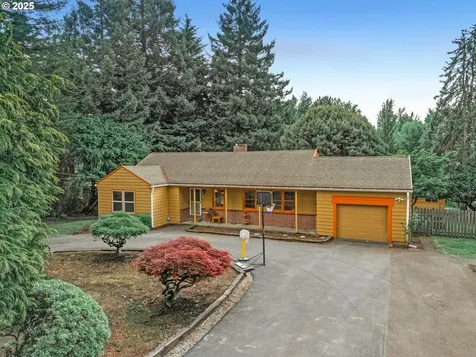 710 NE South Shore Road Portland OR 97211