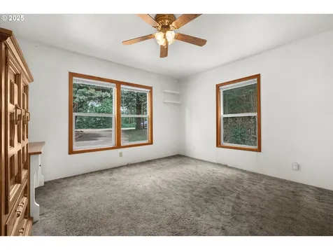 710 NE South Shore Road Portland OR 97211