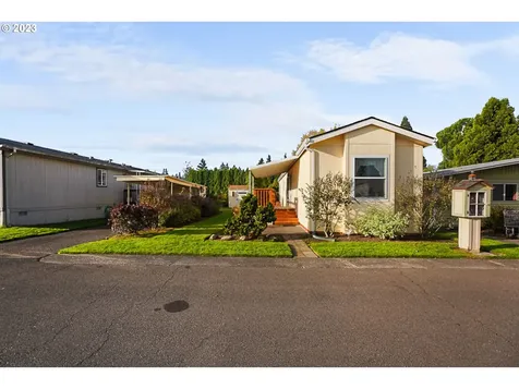 835 Se 1st Avenue Canby OR 97013