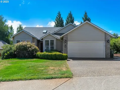 161 Nw Plum Street Dundee OR 97115