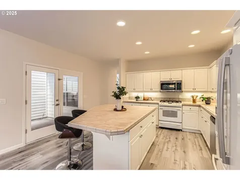 14690 SW Grebe Lane Beaverton OR 97007