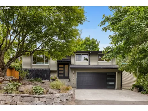 7028 Sw 36th Avenue Portland OR 97219