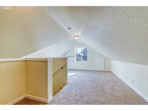 438 Hillegas Avenue Creswell OR 97426