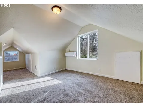 438 Hillegas Avenue Creswell OR 97426