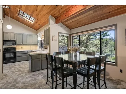 17454 Bluff Drive Brookings OR 97415