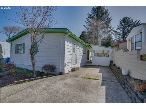 342 Se Neptune Avenue Lincoln City OR 97367