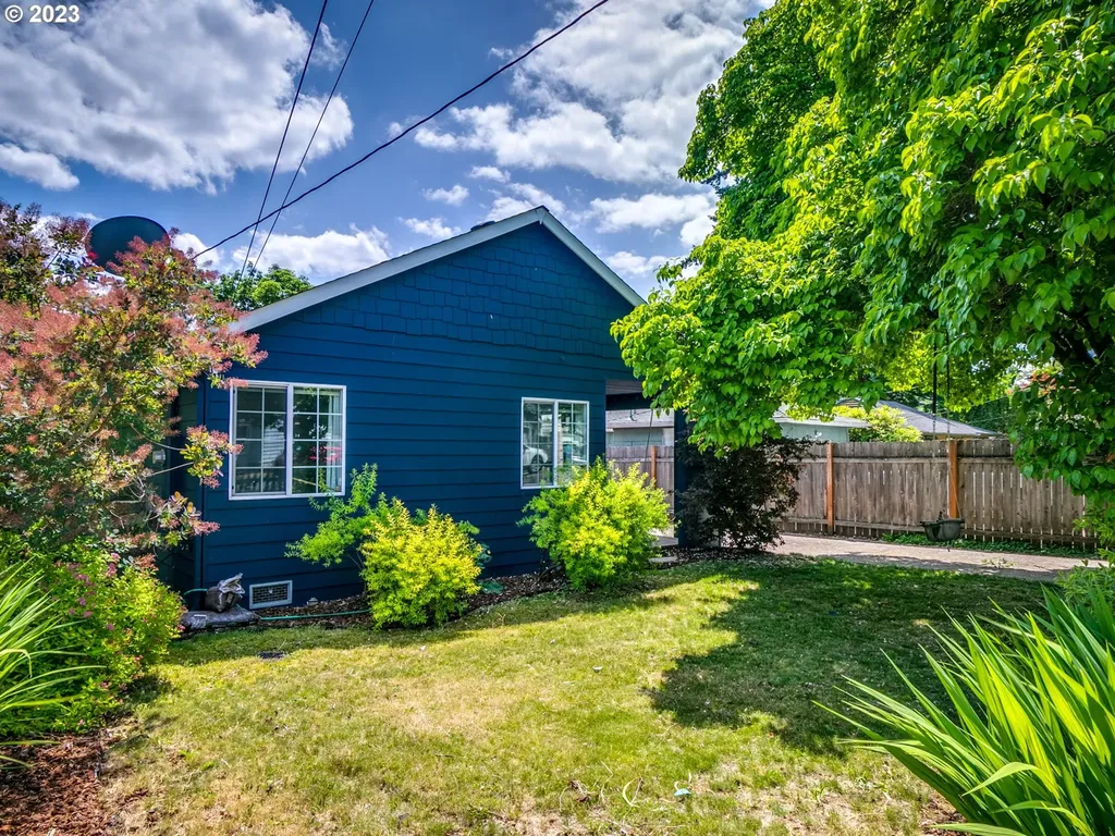 7424 Se Ogden Street Portland OR 97206